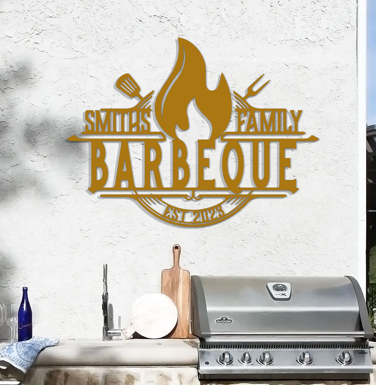 a grill with a grill top and a sign that says smiths family barbe