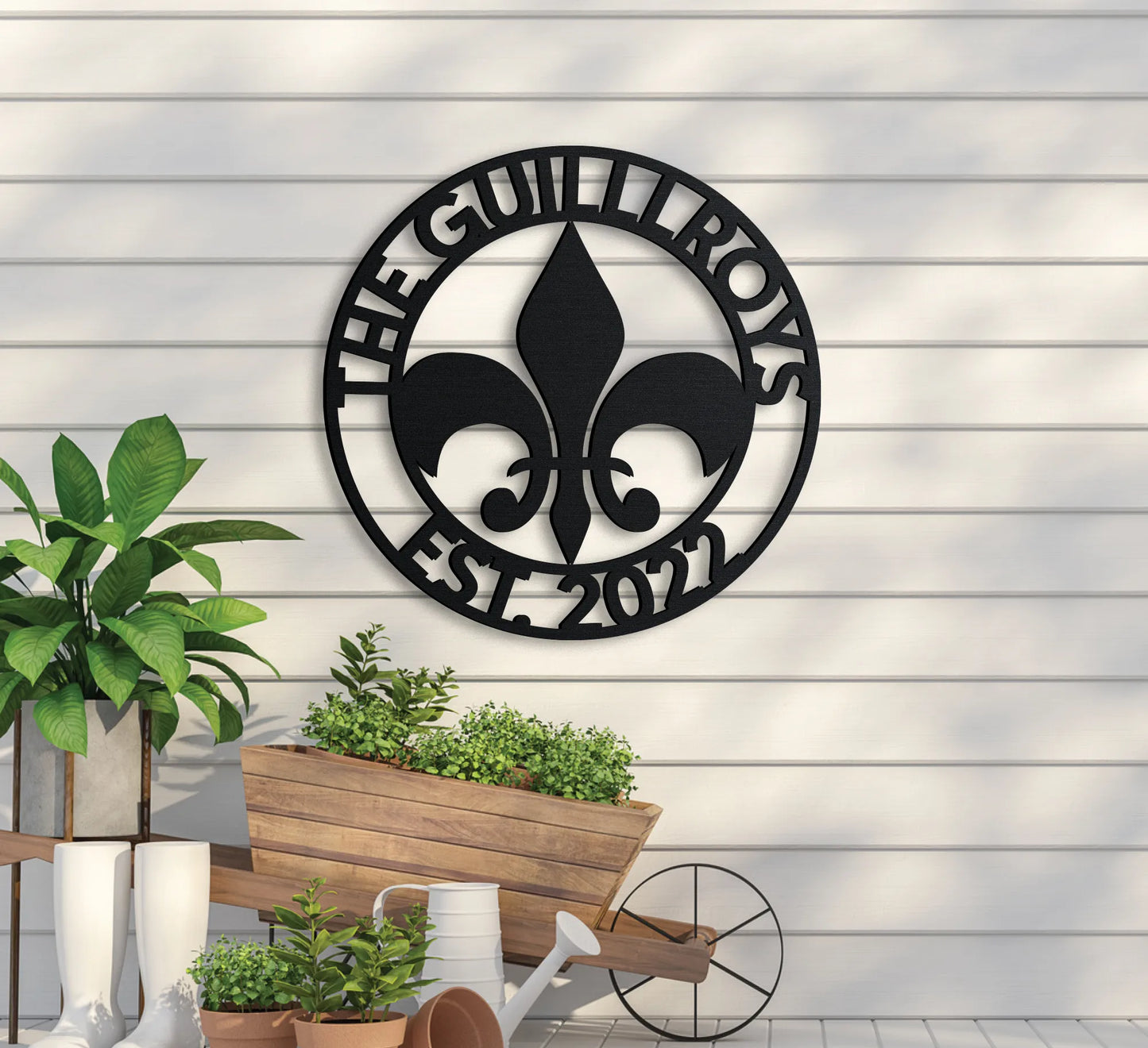 Family Name Sign w Emblem and Year