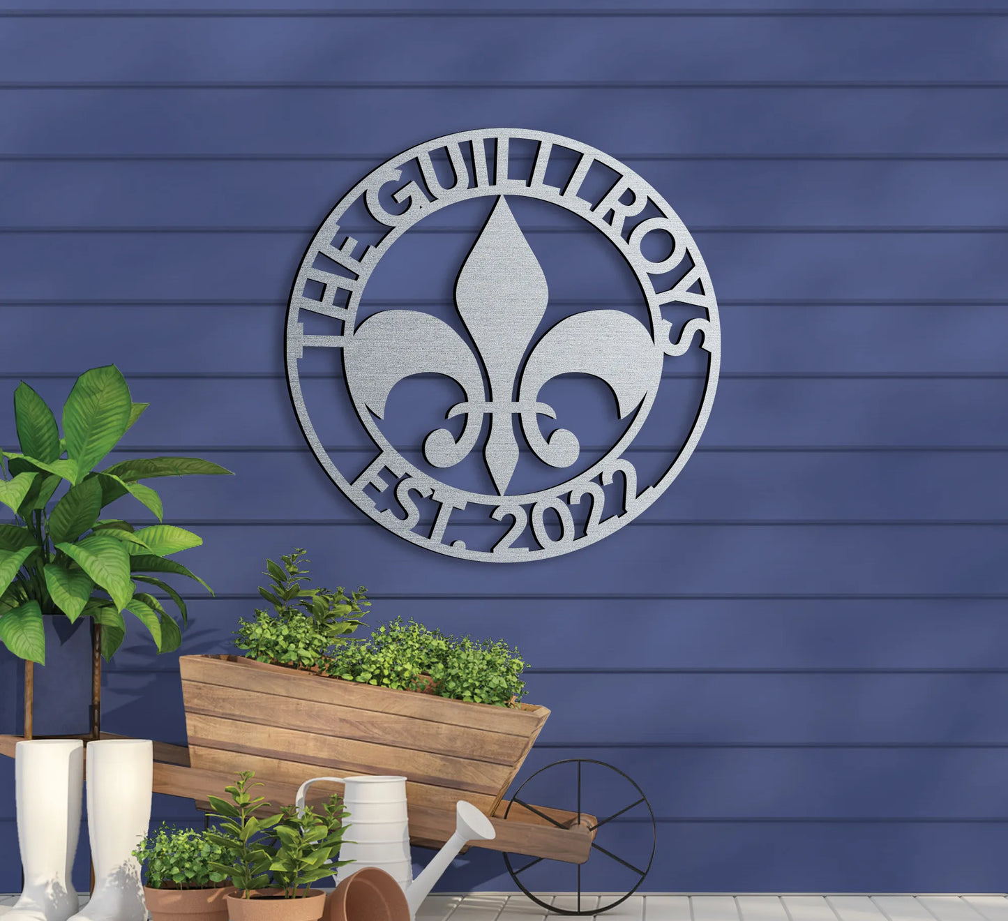 Family Name Sign w Emblem and Year