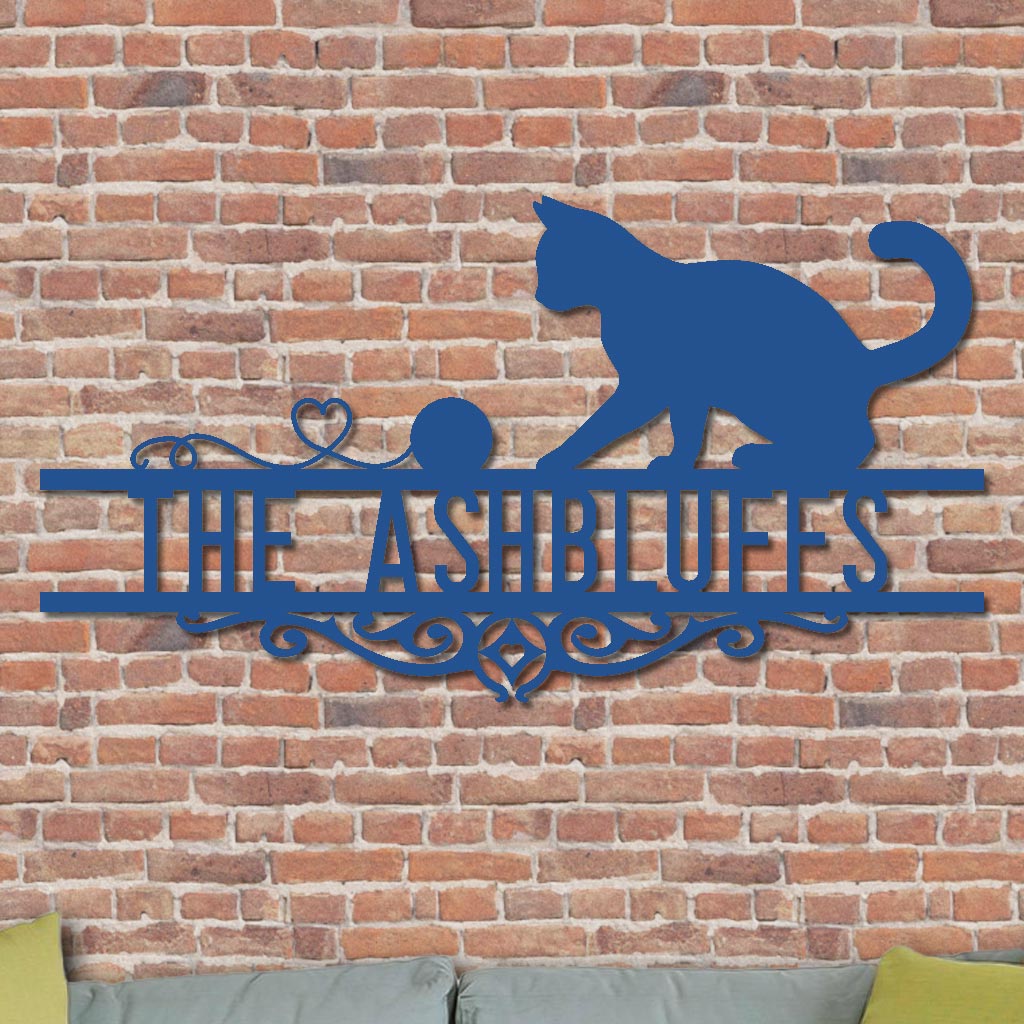 Cat w Yarn Family Name Sign